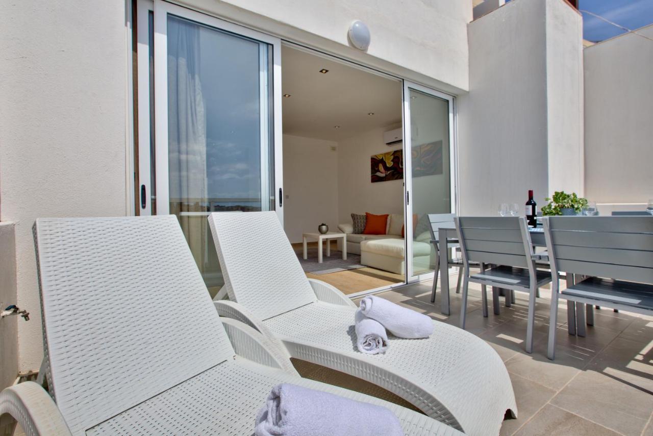 Sliema Duplex Penthouse With Sea Views & Private Terrace By Shortletsmalta Exterior photo